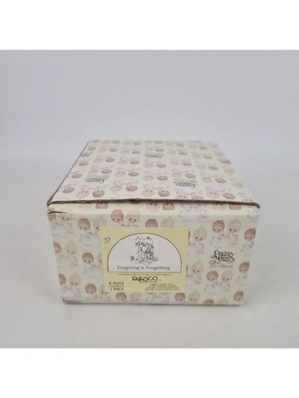 Precious Moments E-9252 Forgiving Is Forgetting Porcelain Figurine Retired